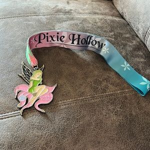 Yes.Fit race medal Pixie Hollow.